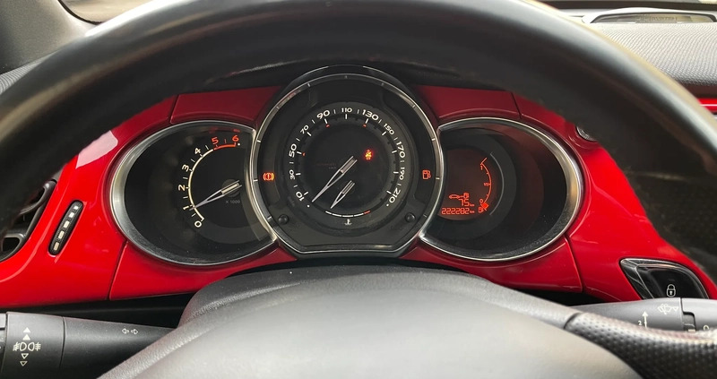 Citroen DS3 cena 22300 przebieg: 222000, rok produkcji 2012 z Golina małe 191